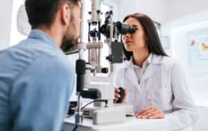 Read more about the article Different Types Of Eye Doctors & Which One You Need