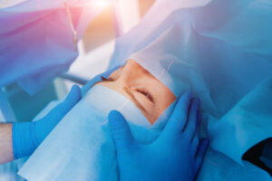 Read more about the article Cataract Surgery: What To Expect Before, During & After